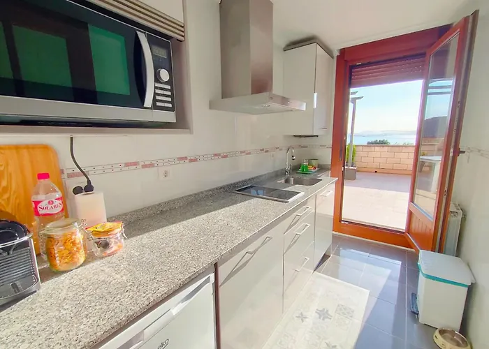 La Rotiza Ii Terraza Con Vistas Al Mar Apartment Pedrena